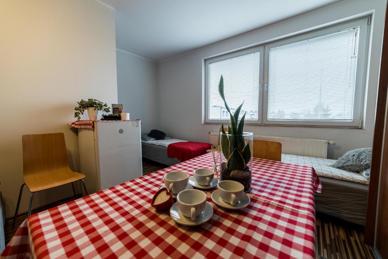 Pokoje nad pizzerią Poznaň Exteriér fotografie